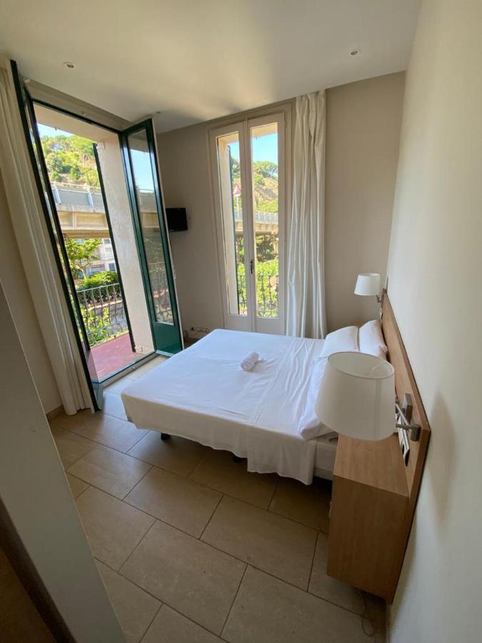 Hotel Kalima Caldes D'Estrach Esterno foto
